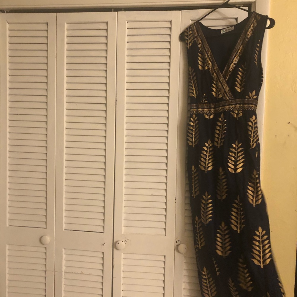 Dress - Picture 6 of 8